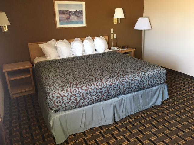 Days Inn By Wyndham Hurricane/Zion National Park Area Extérieur photo